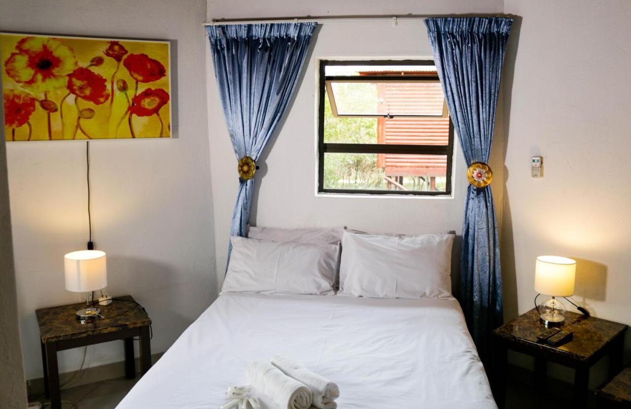 Nanisto Bush Lodge Marloth Park Exterior foto